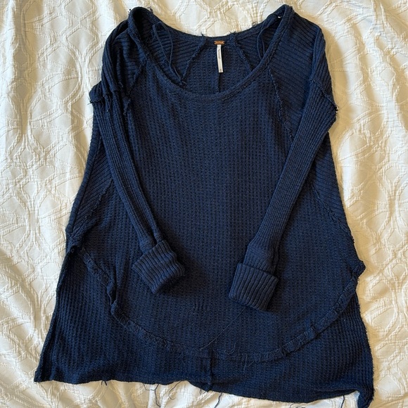 Navy blue free people distressed sweater top XS - Picture 1 of 4